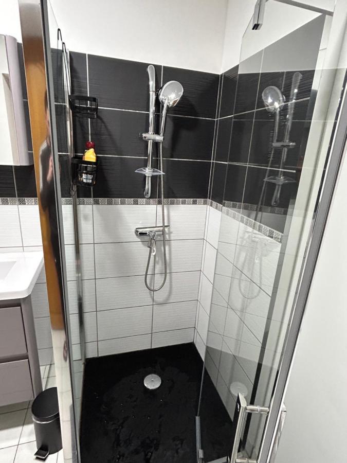 Appartement Hyper Centre Diamerisma Charleville-Mezieres Exterior photo